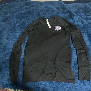 Like new Minnesota Twins Lululemon long sleeve